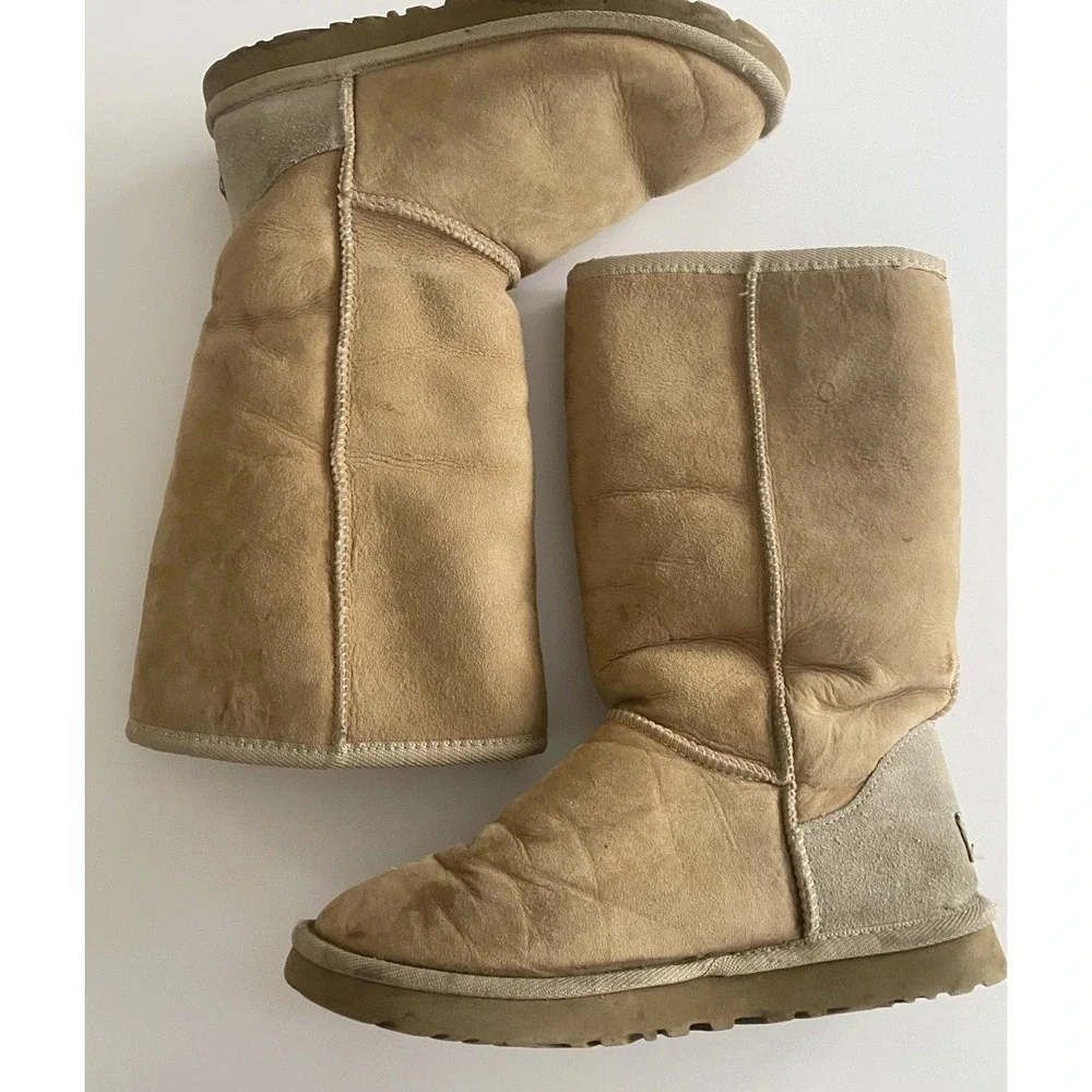 UGG Australia Sheepskin Classic Tall Suede Boot Tan Women Sz 9 US 5815